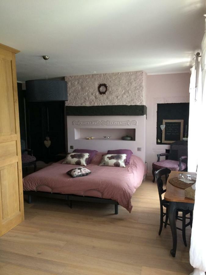 Le Couvent Bed and Breakfast Saint-Jean-de-Laur Buitenkant foto